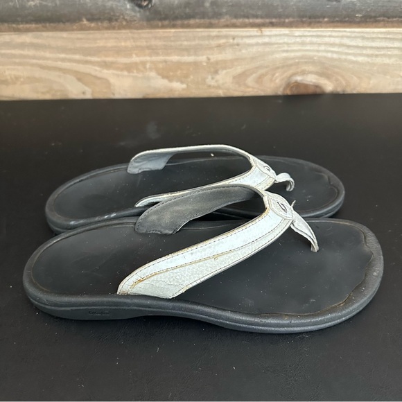 OluKai Ohana Women’s Flip Flops Sandals White Beach Weekend Relax Size 9 Thongs - Picture 4 of 13